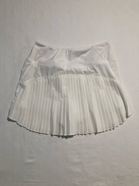 White Athletic Skort (Item No. C19)